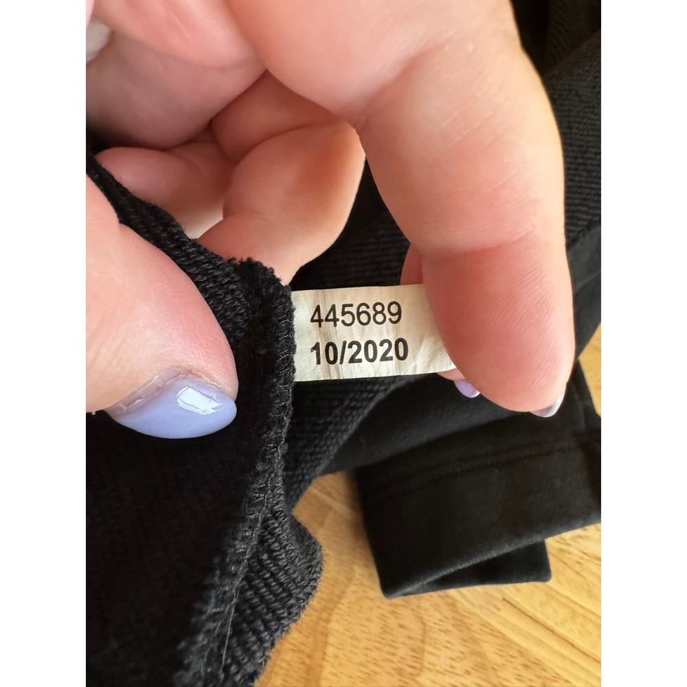 Outdoor Voices Men's Medium Black Hoodie Cotton Sweatshirt Activewear‎ Casual - Picture 6 of 8